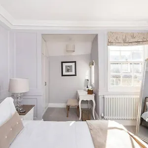 Beautiful Apartment, Incredible Central Location Apartment